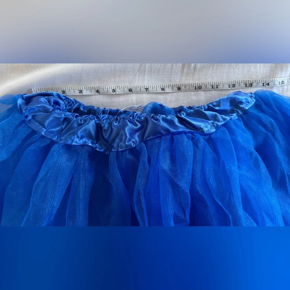 Girls TuTu Dance Costume Size Child Small - Medium, Blue